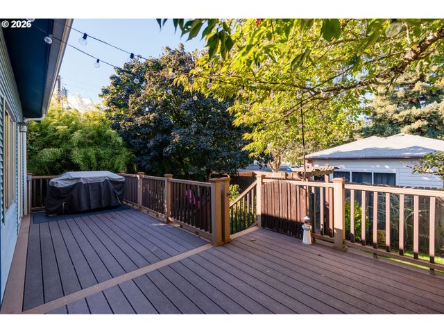 407 Ne 13TH St, Mc Minnville, OR 97128