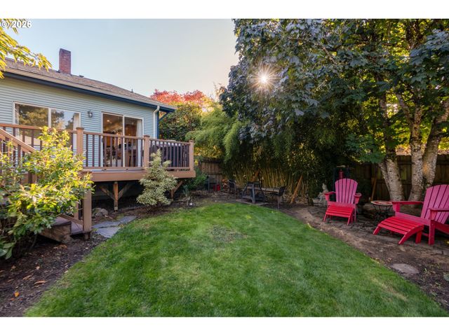 407 Ne 13TH St, Mc Minnville, OR 97128