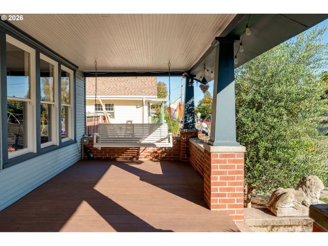 407 Ne 13TH St, Mc Minnville, OR 97128