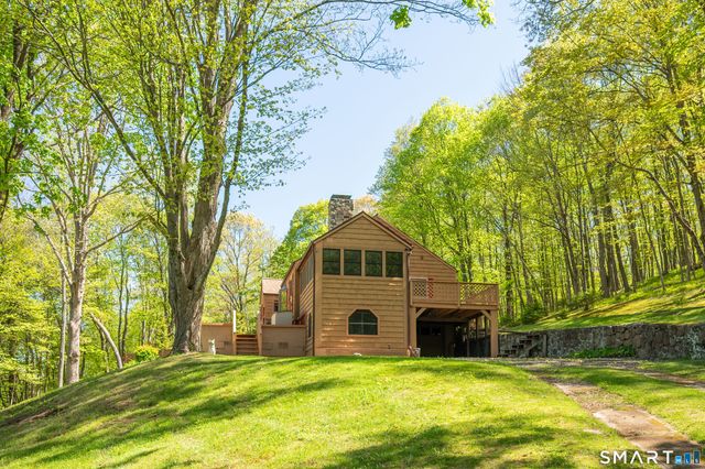 98 Miry Brook Road, Danbury, CT 06810