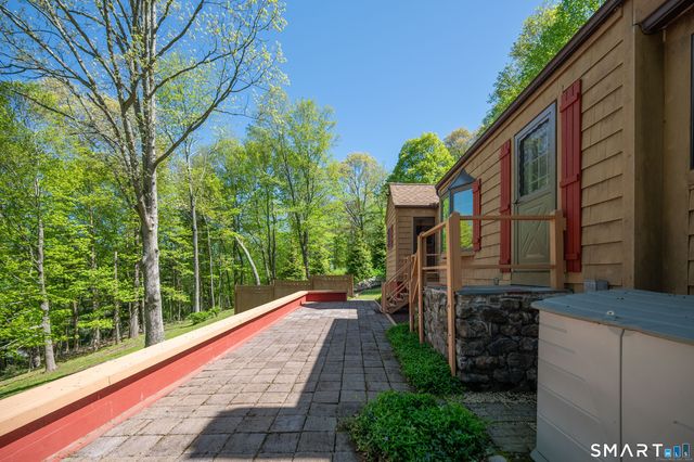 98 Miry Brook Road, Danbury, CT 06810