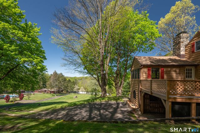 98 Miry Brook Road, Danbury, CT 06810