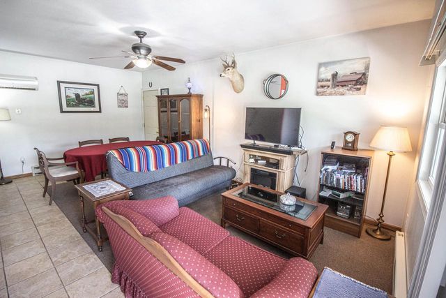 W222N8150 Plainview PARKWAY, Lisbon, WI 53089