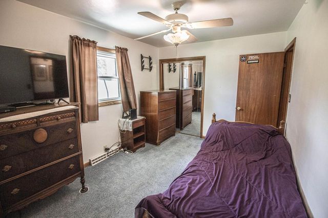 W222N8150 Plainview PARKWAY, Lisbon, WI 53089