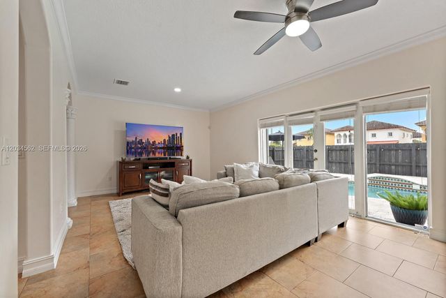 15651 SW 14th Street, Miami, FL 33194