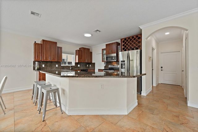 15651 SW 14th Street, Miami, FL 33194