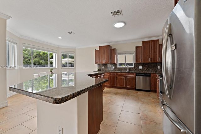 15651 SW 14th Street, Miami, FL 33194