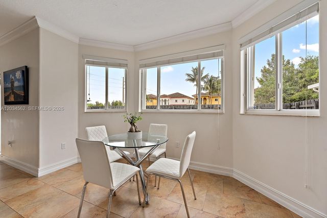 15651 SW 14th Street, Miami, FL 33194