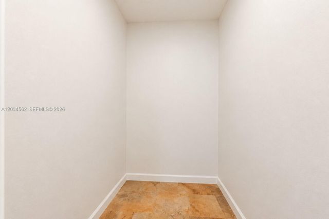 15651 SW 14th Street, Miami, FL 33194