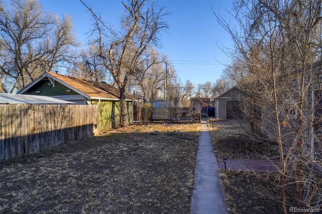 1025 E Boulder Street, Colorado Springs, CO 80903