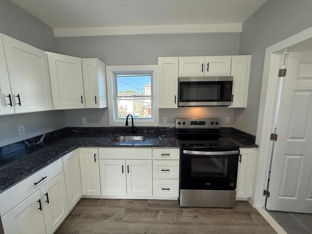 126 Cross St 2, Lawrence, MA 01841