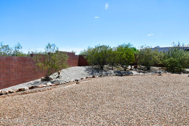 12143 S Creosote Valley Road, Vail, AZ 85641