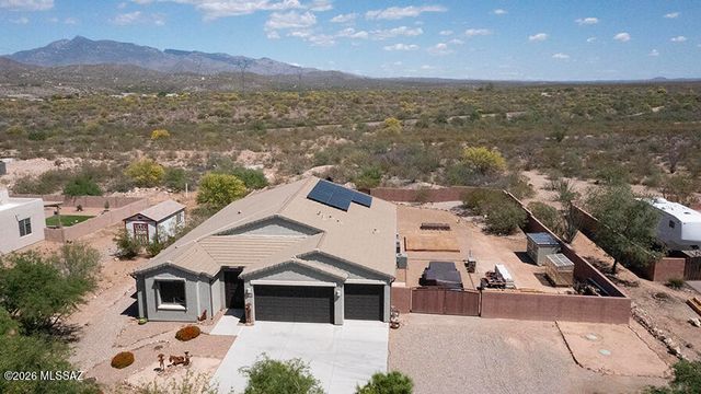 12143 S Creosote Valley Road, Vail, AZ 85641