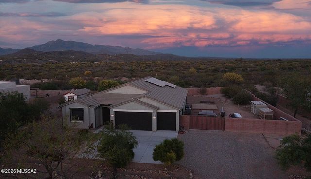 12143 S Creosote Valley Road, Vail, AZ 85641