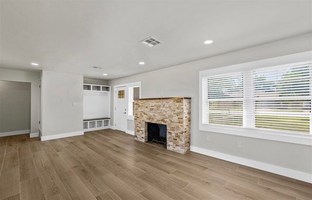 801 NW 31st St, Lawton, OK 73505