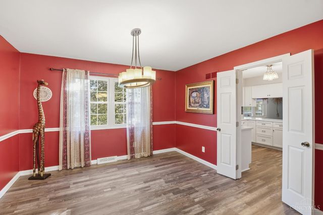 8140 Maxfield Lane, Madeira, OH 45243