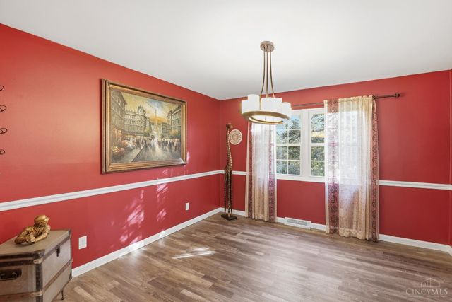 8140 Maxfield Lane, Madeira, OH 45243