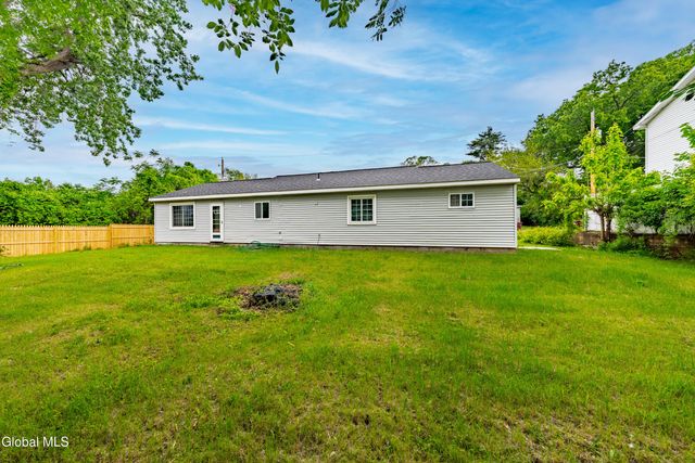 15 Barthol Street, Colonie, NY 12205
