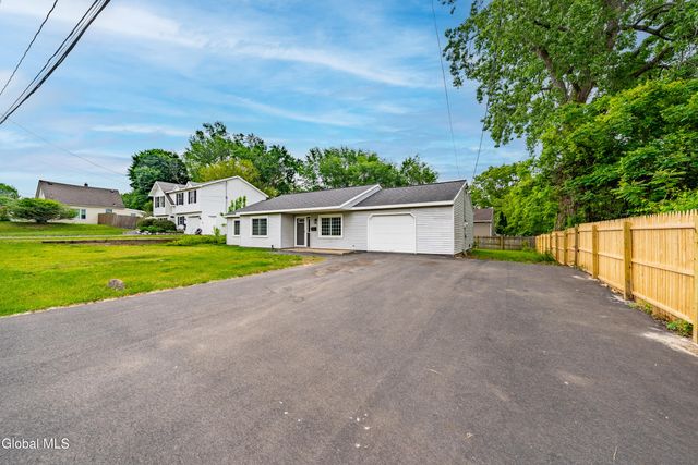 15 Barthol Street, Colonie, NY 12205