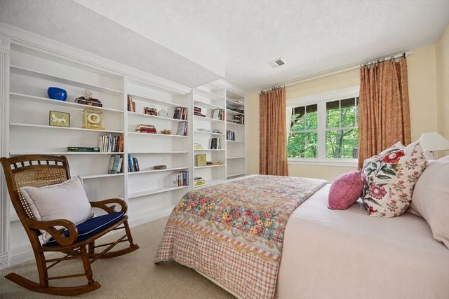 281 Bishops Forest Drive 281, Waltham, MA 02452