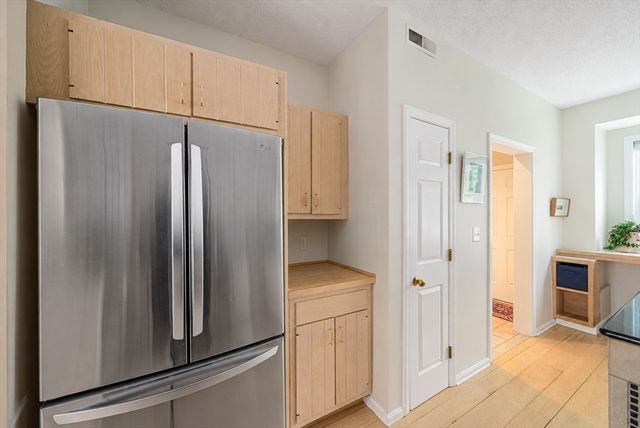 281 Bishops Forest Drive 281, Waltham, MA 02452