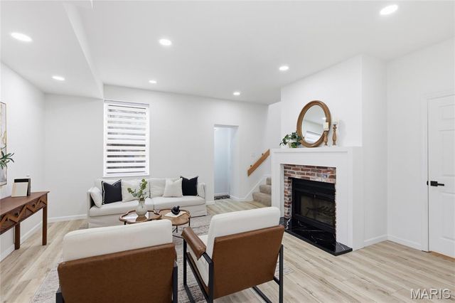 327 N Boyle Avenue, St Louis, MO 63108