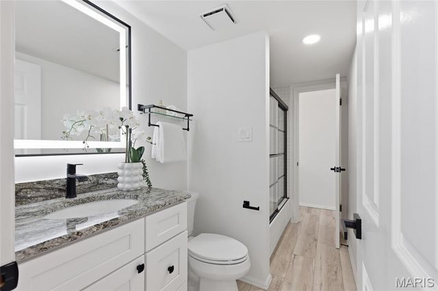 327 N Boyle Avenue, St Louis, MO 63108