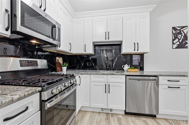 327 N Boyle Avenue, St Louis, MO 63108