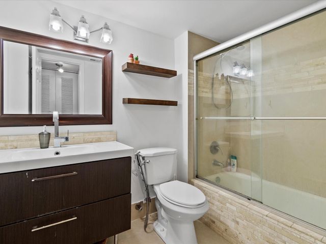 4134 S Carambola Cir H206, Coconut Creek, FL 33066