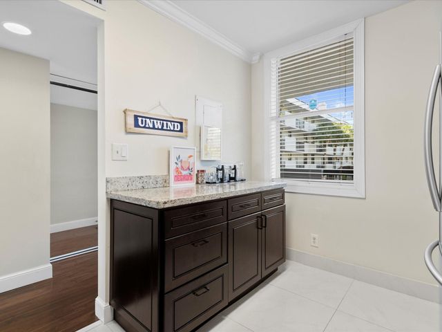 4134 S Carambola Cir H206, Coconut Creek, FL 33066