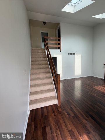 6 CAVALLERO CT, New Castle, DE 19720