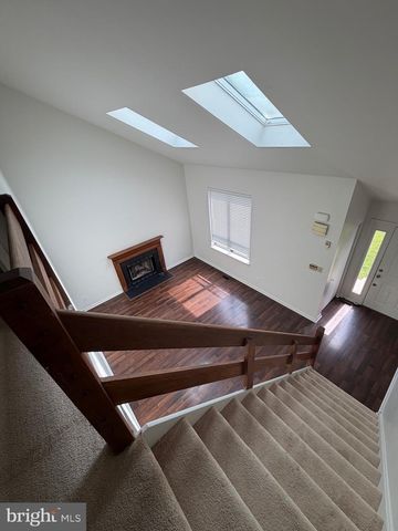 6 CAVALLERO CT, New Castle, DE 19720