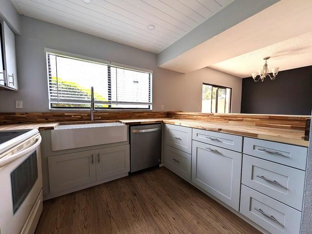 9209 SEMINOLE BOULEVARD 188, Seminole, FL 33772