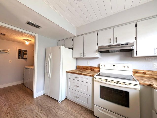 9209 SEMINOLE BOULEVARD 188, Seminole, FL 33772