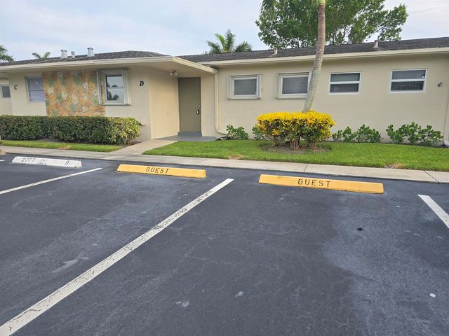 2737 EMORY Drive E D, West Palm Beach, FL 33415