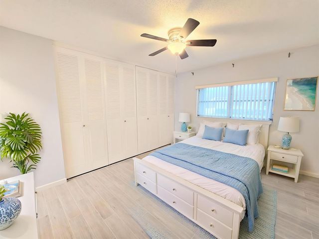2737 EMORY Drive E D, West Palm Beach, FL 33415
