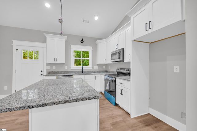 111 Brookside Drive, Prosperity, SC 29127