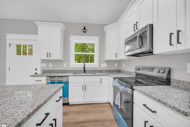 111 Brookside Drive, Prosperity, SC 29127