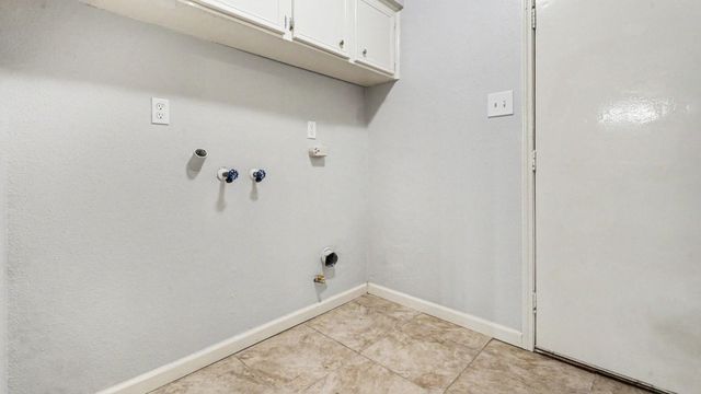2714 Longleaf Pines Drive, Houston, TX 77339