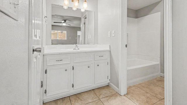 2714 Longleaf Pines Drive, Houston, TX 77339