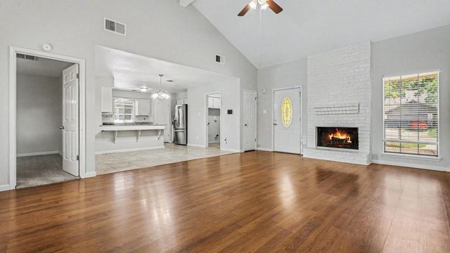 2714 Longleaf Pines Drive, Houston, TX 77339