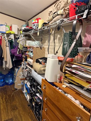 291 Leaning Oak Drive, Point Blank, TX 77364