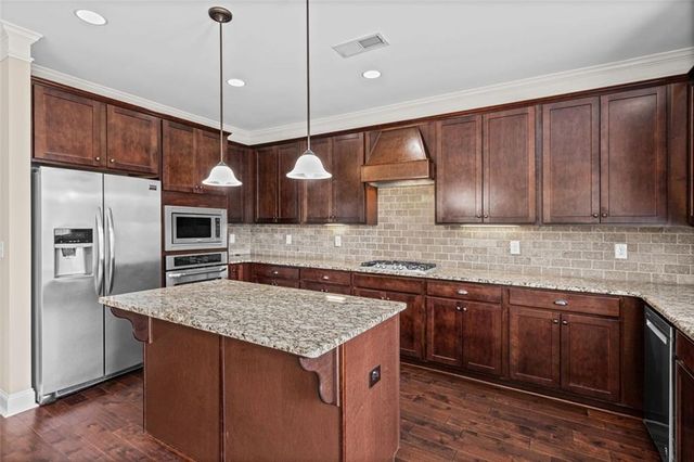 1125 Acorn Oak Drive, Lawrenceville, GA 30045
