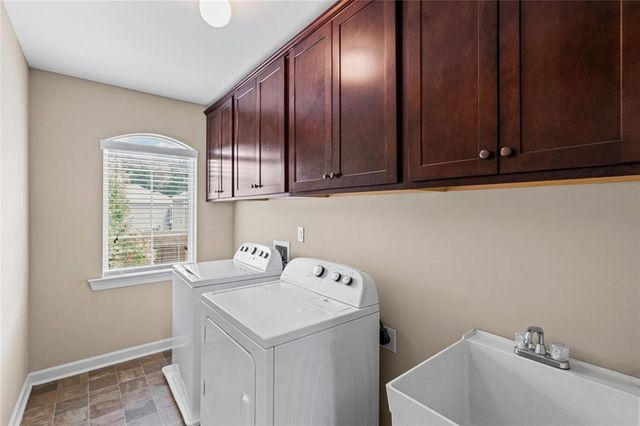 1125 Acorn Oak Drive, Lawrenceville, GA 30045