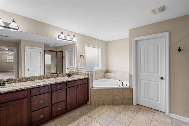1125 Acorn Oak Drive, Lawrenceville, GA 30045