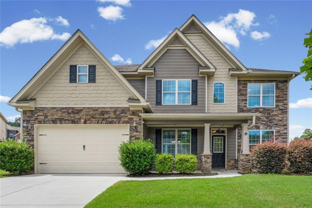 1125 Acorn Oak Drive, Lawrenceville, GA 30045