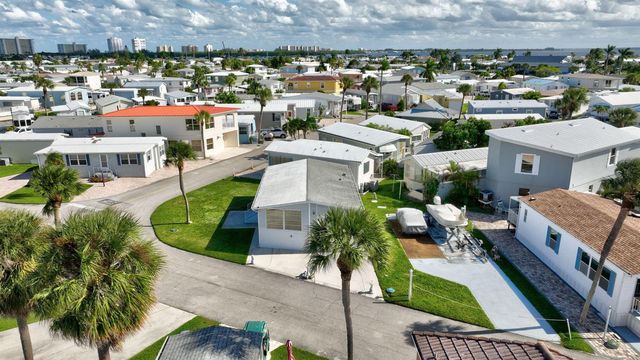 217 Nettles Boulevard, Jensen Beach, FL 34957