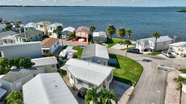 217 Nettles Boulevard, Jensen Beach, FL 34957