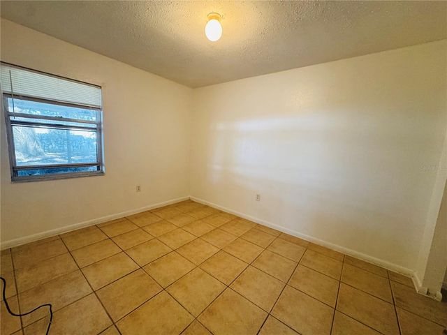 512 OSHEA COURT, Auburndale, FL 33823