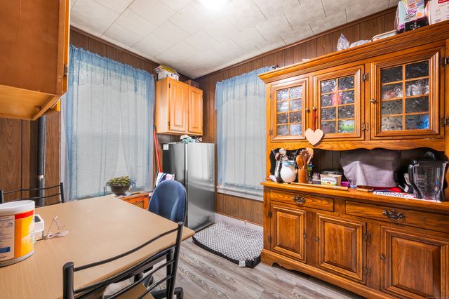 68 Raymond Street, New London, CT 06320